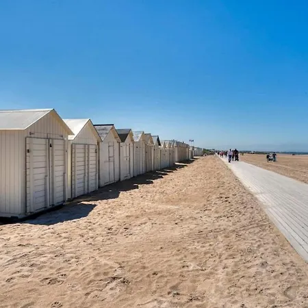Cosy Flat At 100m From The Beach And Parking Διαμέρισμα Ouistreham