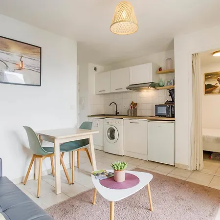 Cosy Flat At 100m From The Beach And Parking * Ouistreham