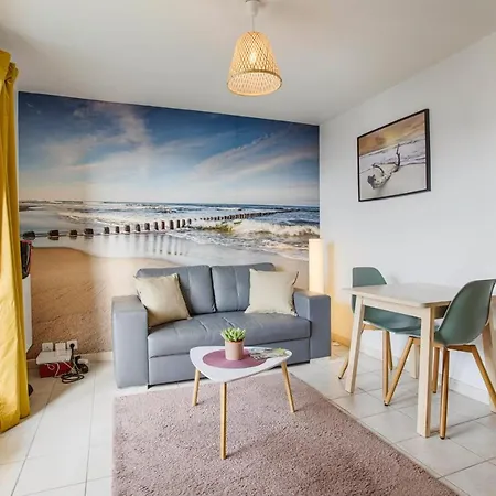Apartment Cosy Flat At 100m From The Beach And Parking